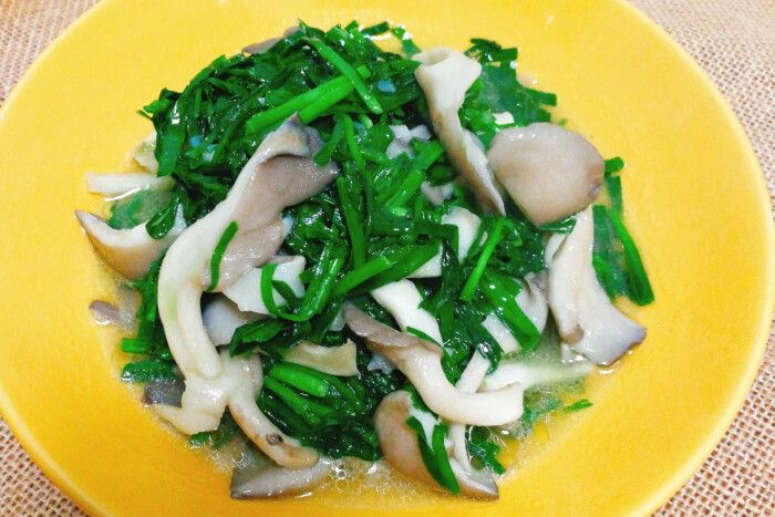 蘑菇韭菜 蘑菇韭菜