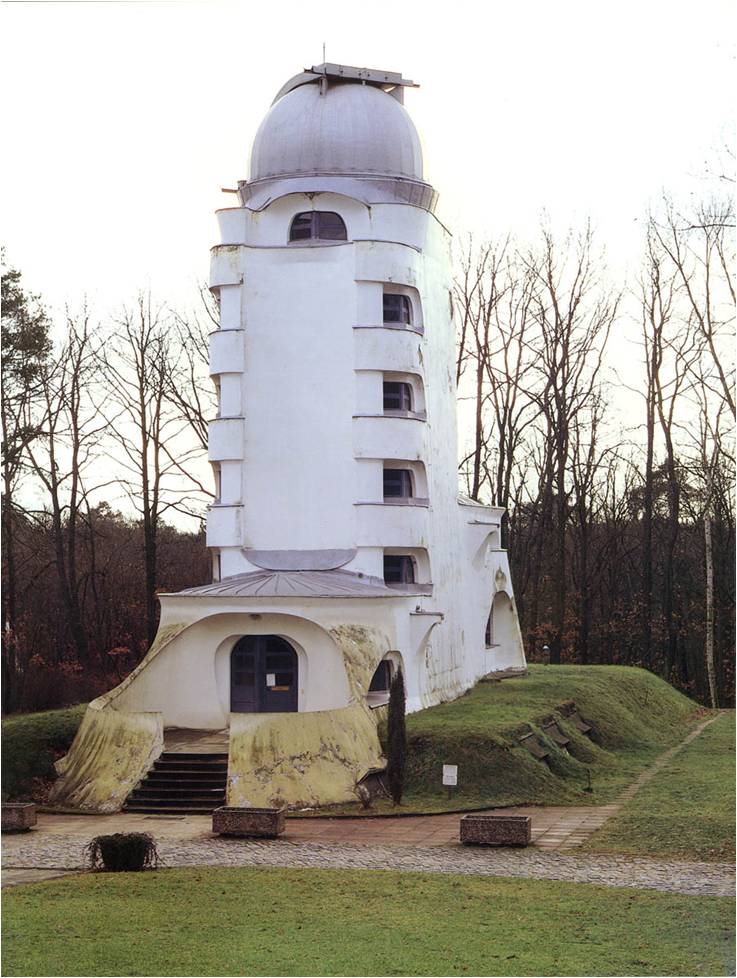 孟德爾頌設計的波茨坦市愛因斯坦天文台
