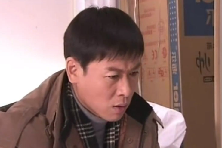 周皓(親情倫理劇《媽媽再愛我一次》中的角色) 周皓(親情倫理劇《媽媽再愛我一次》中的角色)