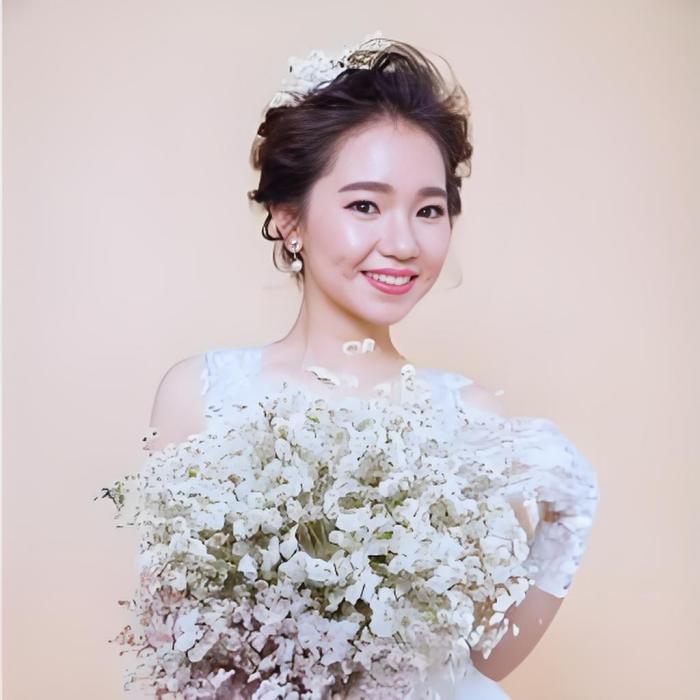 雪小美❄️ 雪小美❄️