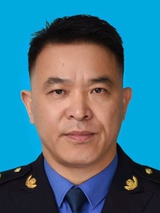 張義波(浙江省寧波市奉化區綜合行政執法局黨委書記) 張義波(浙江省寧波市奉化區綜合行政執法局黨委書記)