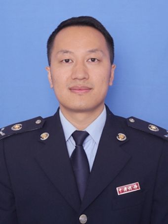 匡洪(國家稅務總局分宜縣稅務局黨委委員、副局長) 匡洪(國家稅務總局分宜縣稅務局黨委委員、副局長)