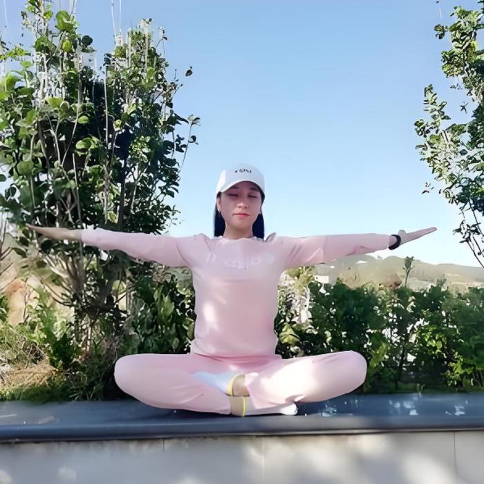 素顏⭐️ 素顏⭐️