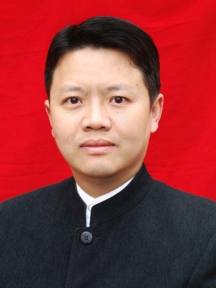 李立新(湖南省邵陽市交通運輸局黨組成員、副局長、三級調研員) 李立新(湖南省邵陽市交通運輸局黨組成員、副局長、三級調研員)