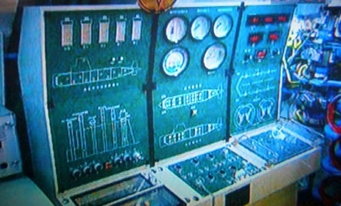 039型潛艇內部綜合控制系統