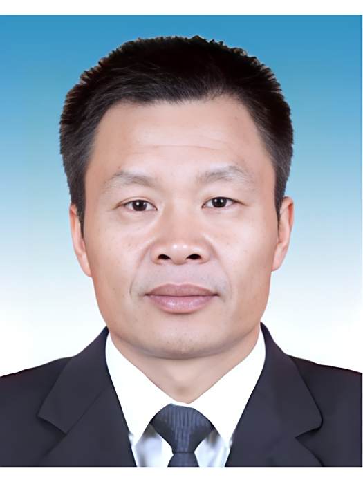 鐘保華(江西省贛州市興國縣應急管理局黨委委員、副局長) 鐘保華(江西省贛州市興國縣應急管理局黨委委員、副局長)