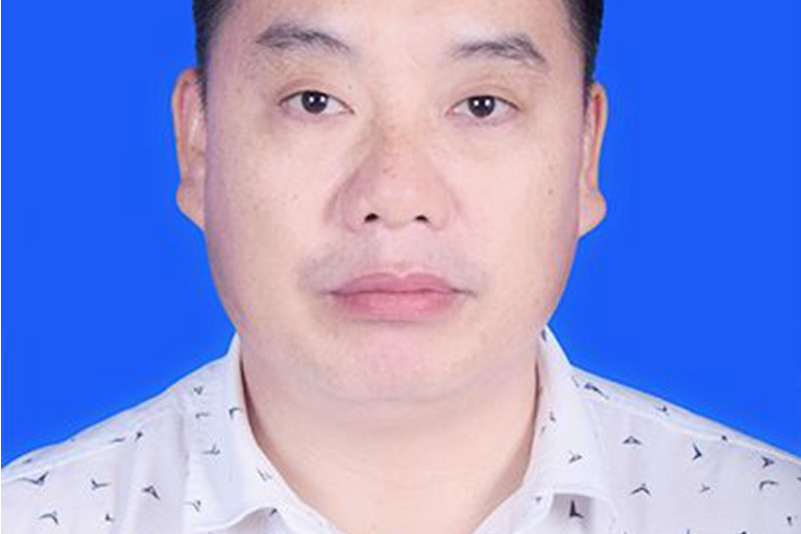張興亮(水蛭蜞針療法第三代傳承人) 張興亮(水蛭蜞針療法第三代傳承人)