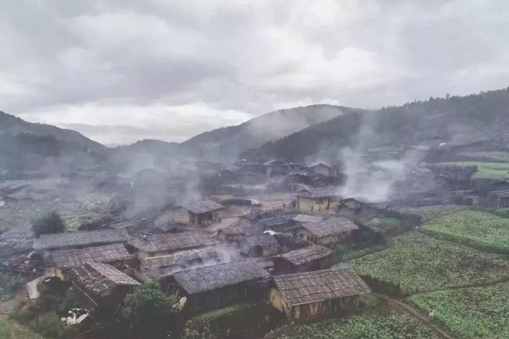 八行村 八行村