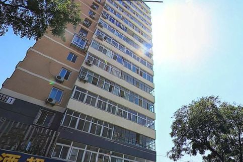 萬明路18號 萬明路18號