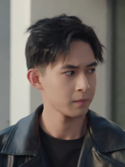 許家明(偶像愛情劇《作為替身的她》中的角色) 許家明(偶像愛情劇《作為替身的她》中的角色)