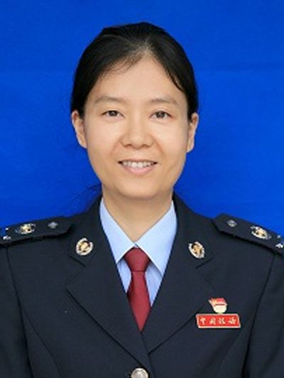 黃歡(雲南省紅河州屏邊縣稅務局黨委委員、紀檢組組長) 黃歡(雲南省紅河州屏邊縣稅務局黨委委員、紀檢組組長)