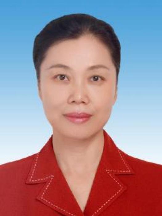 楊忠英(新疆生產建設兵團第五師黨委常委、副政委，雙河市黨委組織部部長、黨校校長)