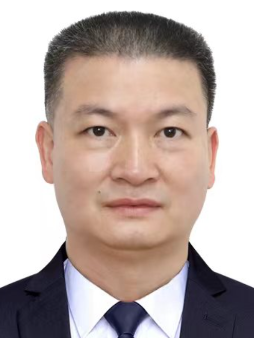 何志新(廣東省梅州市梅縣區文化廣電旅遊體育局黨組成員、副局長) 何志新(廣東省梅州市梅縣區文化廣電旅遊體育局黨組成員、副局長)