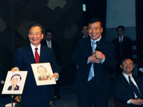 孫立軍院長陪同溫家寶總理出訪日本
