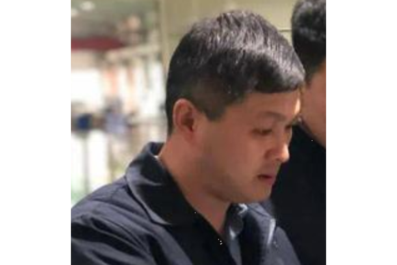 谷大偉(威海光威複合材料股份有限公司車間主任) 谷大偉(威海光威複合材料股份有限公司車間主任)