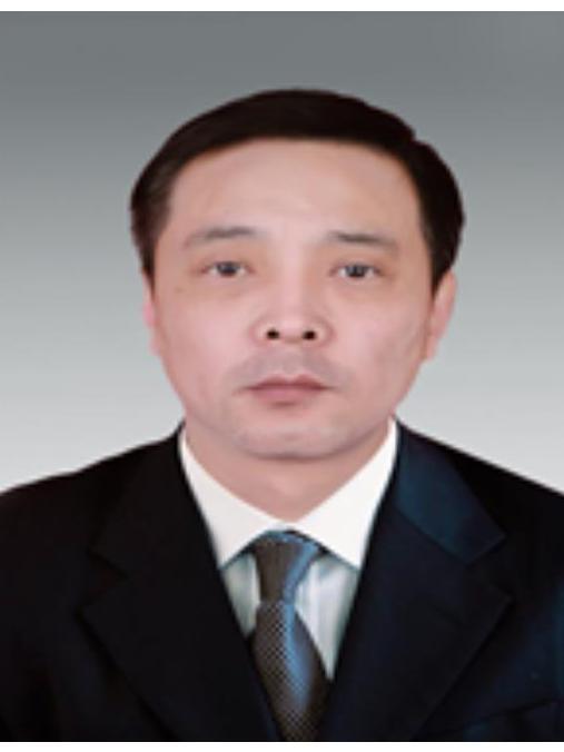 閆亮(遼寧省大石橋市營商環境建設局黨組成員、副局長) 閆亮(遼寧省大石橋市營商環境建設局黨組成員、副局長)