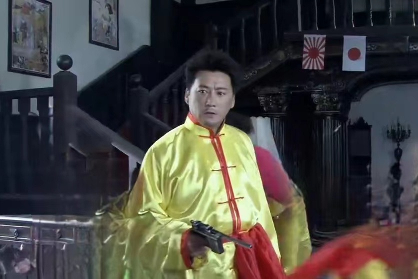 劉大鵬(戰爭劇《獵魔》中的角色,由劉小鋒飾演) 劉大鵬(戰爭劇《獵魔》中的角色,由劉小鋒飾演)