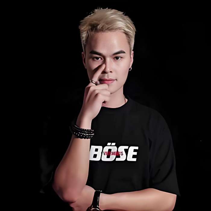 賀州DJ何杰