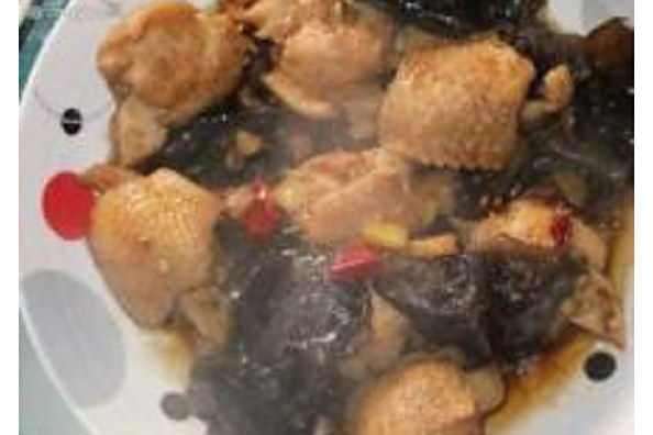 蓮藕雞翅中
