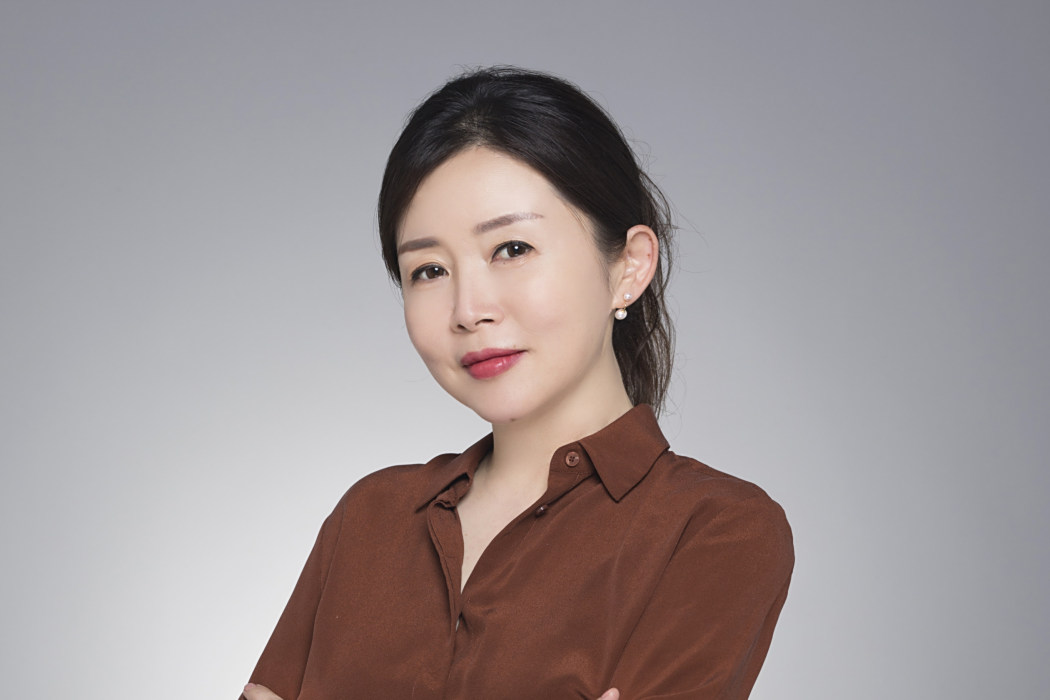 何潔(中國高級瑜伽師,靈慧瑜伽創始人) 何潔(中國高級瑜伽師,靈慧瑜伽創始人)