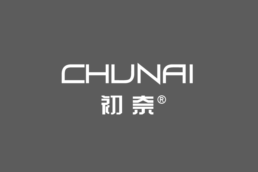 初奈 初奈