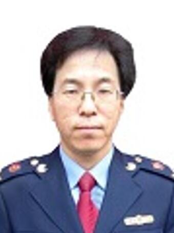 李志強(北京市懷柔區市場監督管理局黨組成員、副局長) 李志強(北京市懷柔區市場監督管理局黨組成員、副局長)