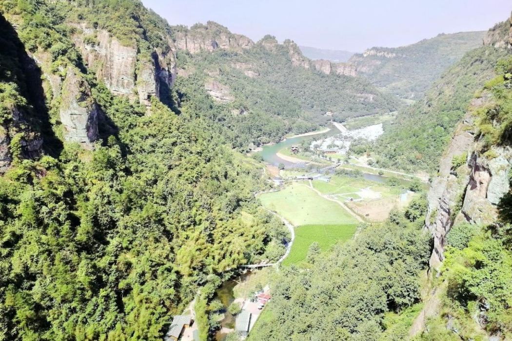 飛龍棧道 飛龍棧道