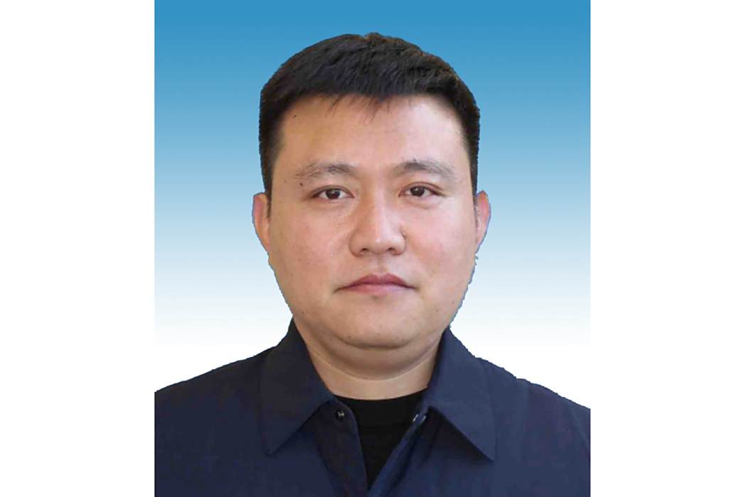 張良華(江蘇省鹽城市響水縣大有鎮七套社區黨總支書記、居委會主任) 張良華(江蘇省鹽城市響水縣大有鎮七套社區黨總支書記、居委會主任)