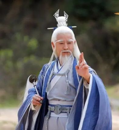 清和真人(古裝仙俠劇《古劍奇譚貳》中的角色) 清和真人(古裝仙俠劇《古劍奇譚貳》中的角色)