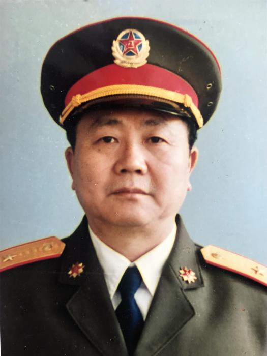 王靜波(原廣西軍區政治委員) 王靜波(原廣西軍區政治委員)