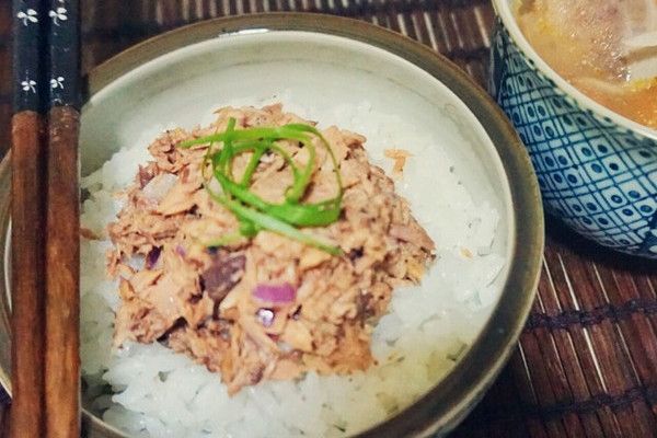 鮪魚飯 鮪魚飯