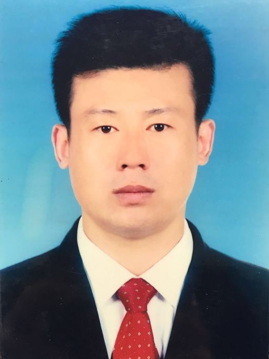 梁中華(台州市仙居安洲街道黨工委委員、辦事處主任) 梁中華(台州市仙居安洲街道黨工委委員、辦事處主任)