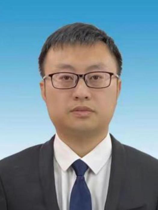 李慧斌(江西省井岡山市重點工程建設服務中心副主任) 李慧斌(江西省井岡山市重點工程建設服務中心副主任)
