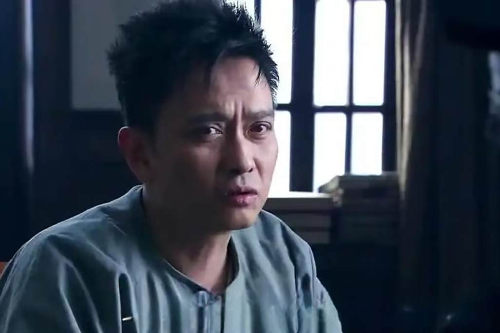 小白龍(抗戰劇《血雨母子情》中的角色) 小白龍(抗戰劇《血雨母子情》中的角色)