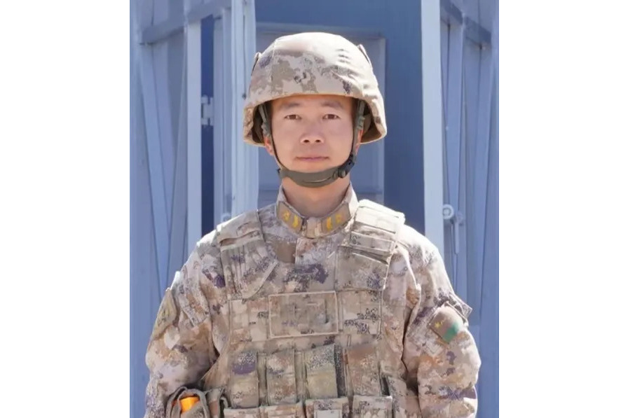 唐光輝(中國人民解放軍新疆軍區某團戰士) 唐光輝(中國人民解放軍新疆軍區某團戰士)