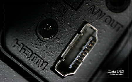 尼康D3X HDMI接口