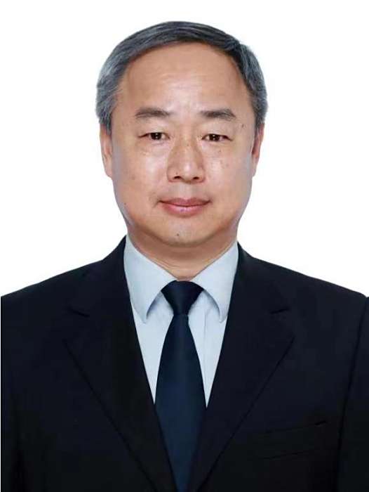 靳化清(雲南省昭通市大關縣委常委、縣人民政府副縣長) 靳化清(雲南省昭通市大關縣委常委、縣人民政府副縣長)