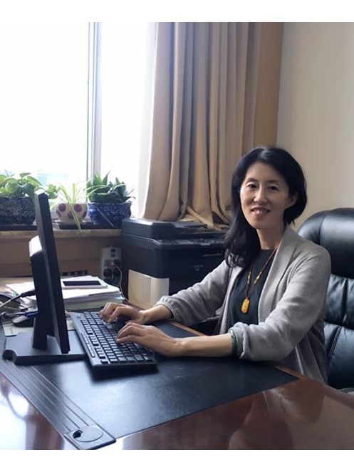 周峰(齊魯工業大學金融學院副院長、教授) 周峰(齊魯工業大學金融學院副院長、教授)