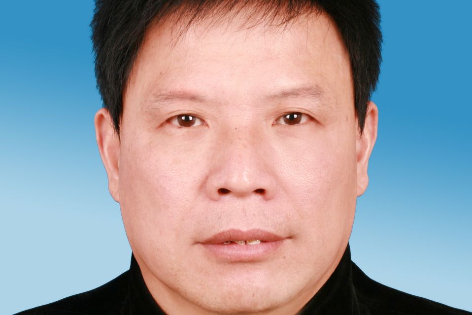 秦芳(南昌城管局黨組成員、市城管執法支隊支隊長) 秦芳(南昌城管局黨組成員、市城管執法支隊支隊長)