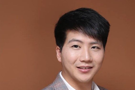 伍鵬(蘇州大學副教授)