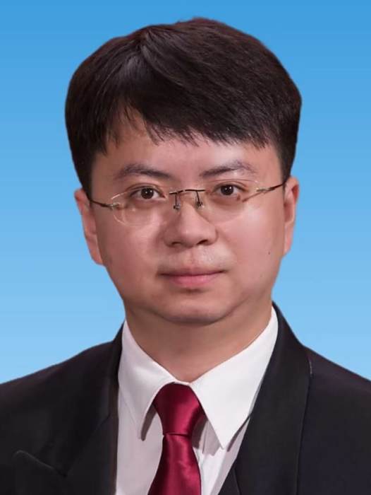 鄧興龍(重慶市九龍坡區衛生健康委黨委委員、副主任) 鄧興龍(重慶市九龍坡區衛生健康委黨委委員、副主任)