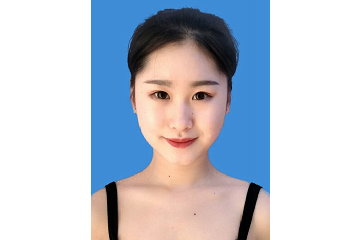 李施如 李施如