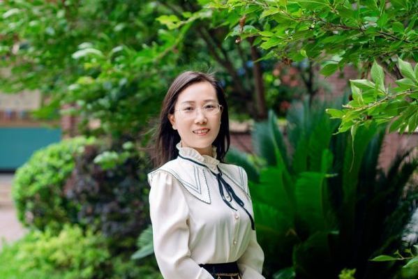 向艷艷(懷化市宏宇中學教師) 向艷艷(懷化市宏宇中學教師)