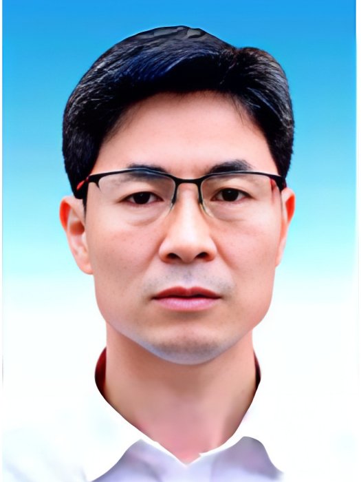 廖北京(江西省贛州市興國縣鼎龍鄉黨委政法委員、人武部長) 廖北京(江西省贛州市興國縣鼎龍鄉黨委政法委員、人武部長)