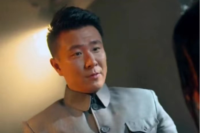 蔡勇(諜戰劇《潛伏在黎明之前》中的角色) 蔡勇(諜戰劇《潛伏在黎明之前》中的角色)