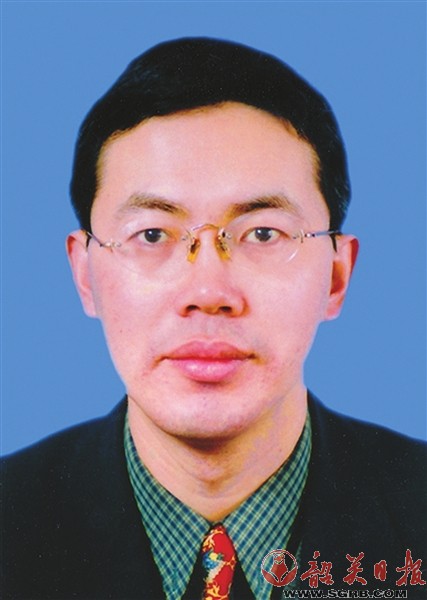 艾學峰(深圳市人民政府副市長、黨組成員)