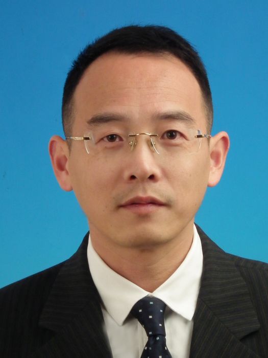 王琿(浙江省台州市椒江區一江兩岸開發促進中心黨組成員) 王琿(浙江省台州市椒江區一江兩岸開發促進中心黨組成員)