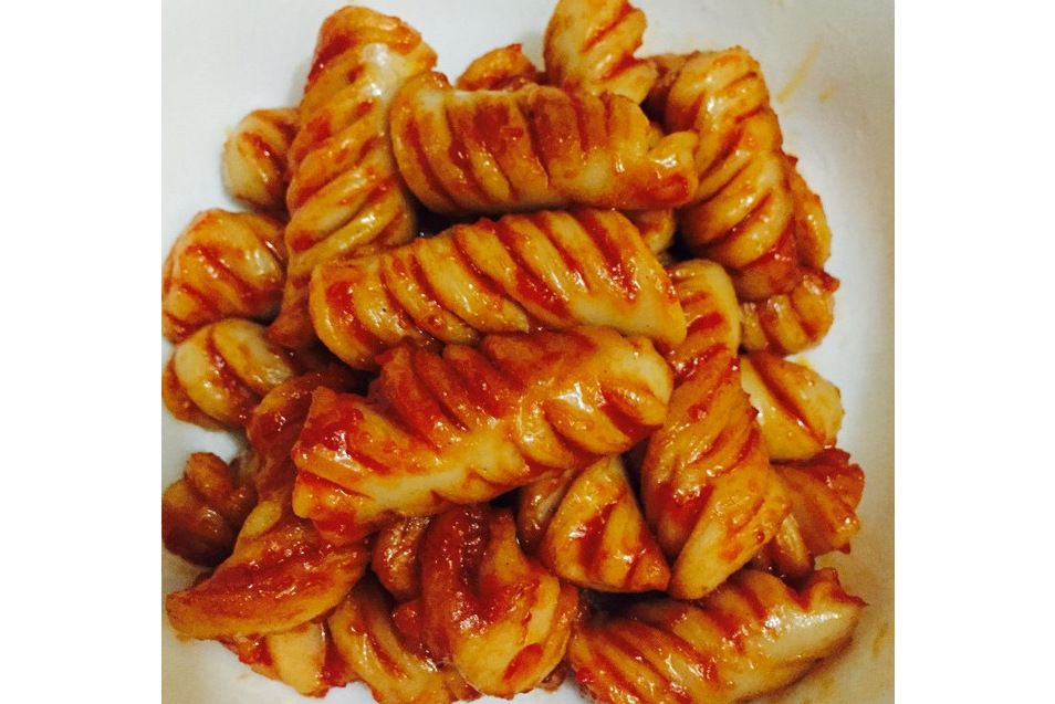 蔥爆泥腸 蔥爆泥腸