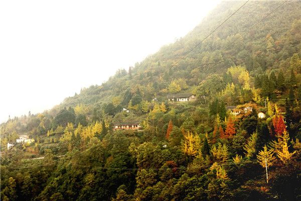 斑斕山 斑斕山