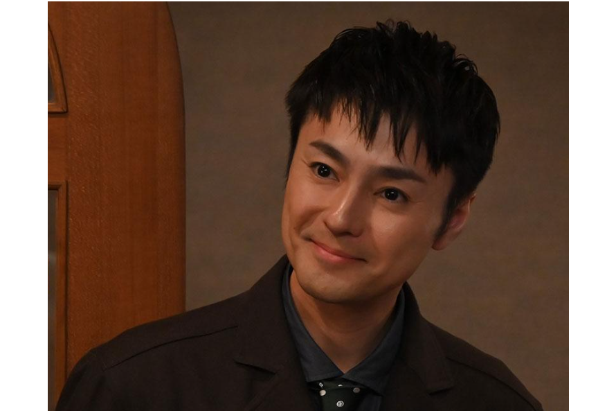 山本健太(電視劇《護理小吃店凡爾賽》中的角色) 山本健太(電視劇《護理小吃店凡爾賽》中的角色)